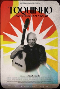 Cartaz do filme TOQUINHO – ENCONTROS E UM VIOLÃO
